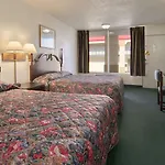 Super 8 By Wyndham Oklahoma Fairgrounds